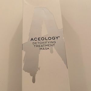 Detoxifying Treatment Mask- Aceology